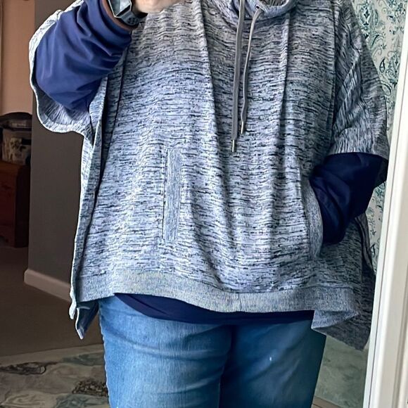 Athleta Blissful Poncho Sweater Hoodie Size S (M, L, XL) OS - Picture 3 of 10